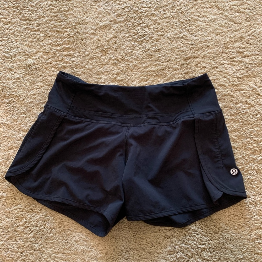Lululemon Black Flowy Shorts Size 2